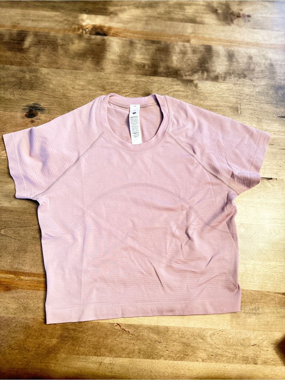 LULULEMON SWIFTLY CROP TEE - Picture 2 of 4